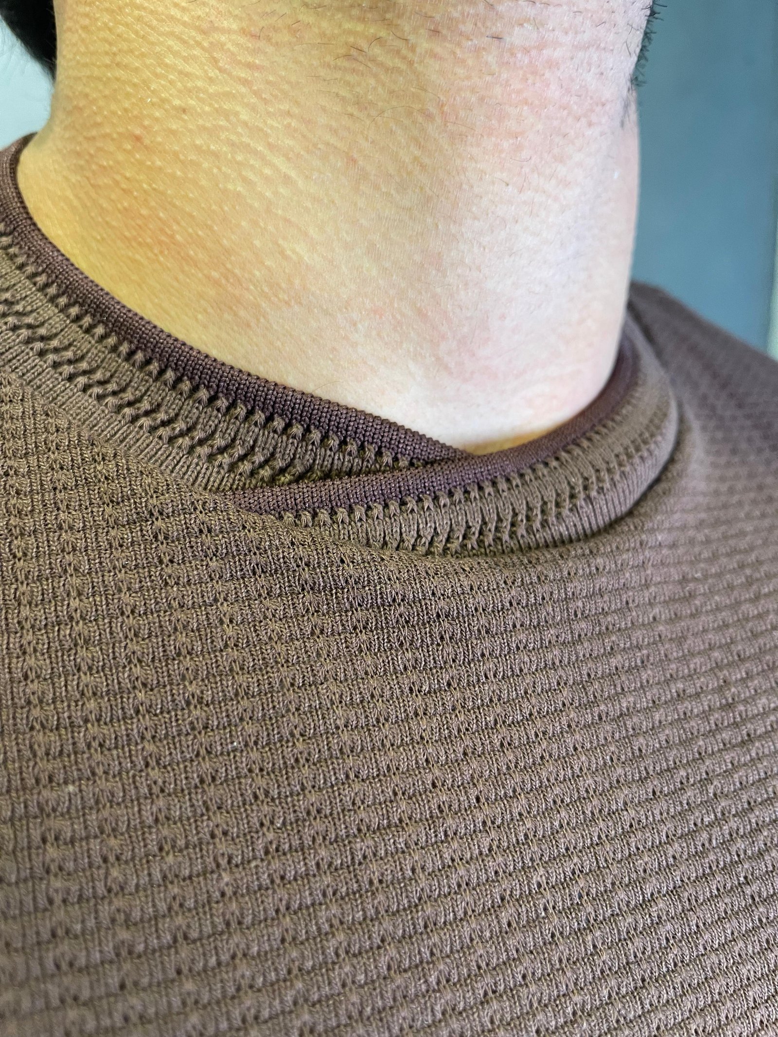 Louse Gola Cruzada Marrom - Imagem 3